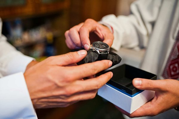 Les remontoirs de montre : votre allié pour des heures précises